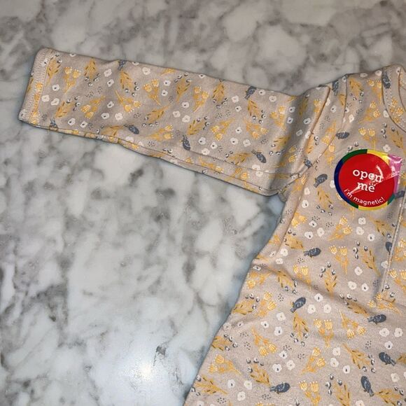 NWT MAGNETIC ME ORGANIC COTTON GOWN/HAT SET NB-3M - Picture 6 of 7